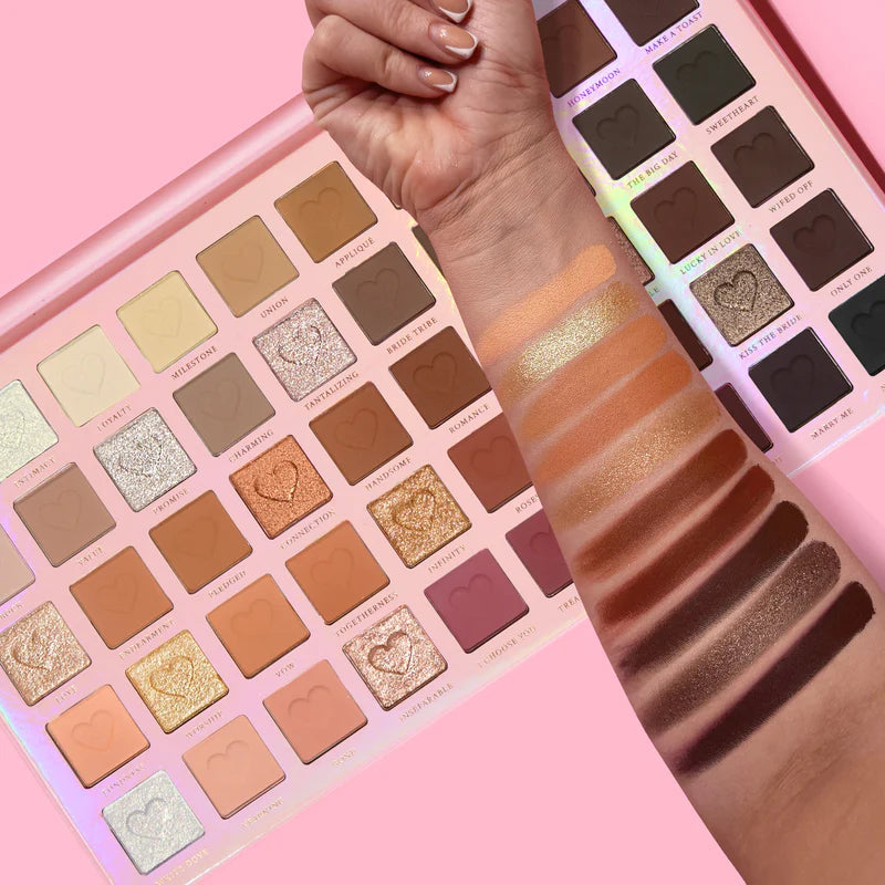 PLOUISE The Bridal series Wedding Wish XL Eyeshadow Palette